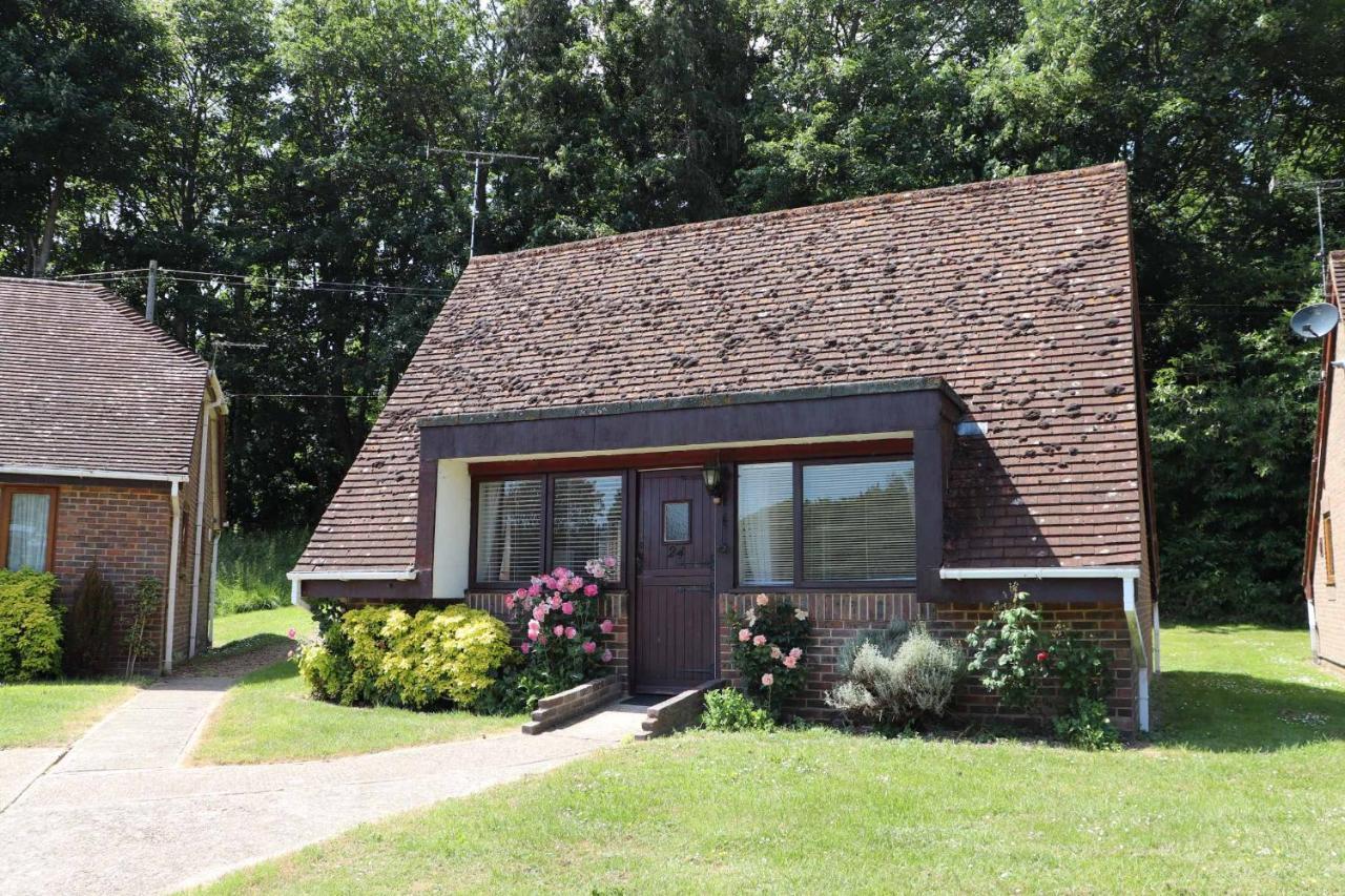 Glyndley Manor Cottages Polegate Exterior foto